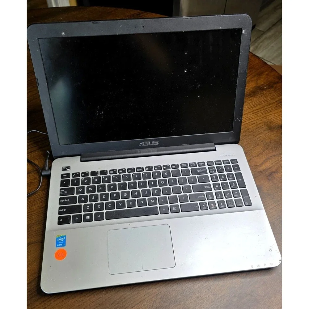 Asus F555L 15.6-Inch Notebook PC With Intel Processor & Charger